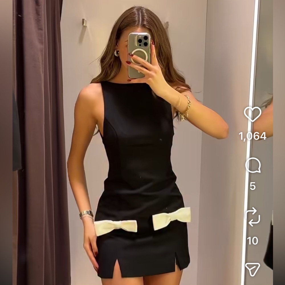 NEW ! TREND ZARA CONTRAST BOW MINI DRESS SIZE XS and M 
🚨FIRM PRICE